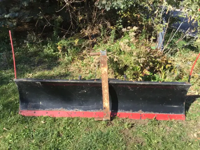 PERSONAL 6 ft 10 in SNOWPLOW, TRUCK MOUNT, SWITCH & WIRING