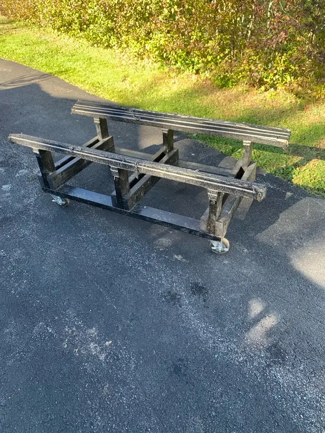 Seadoo cradle with wheels