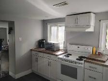 room for rent with your own sitting area - Photo 8