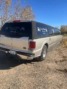 2003 Ford Excursion XLT stretch Limousine - Photo 5