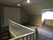 Old Walkerville Charmer-2 Bedroom Upper for Rent - Photo 7