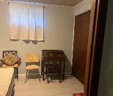 Furnished RM available immediately $575 BasementSuite sharing - Photo 4