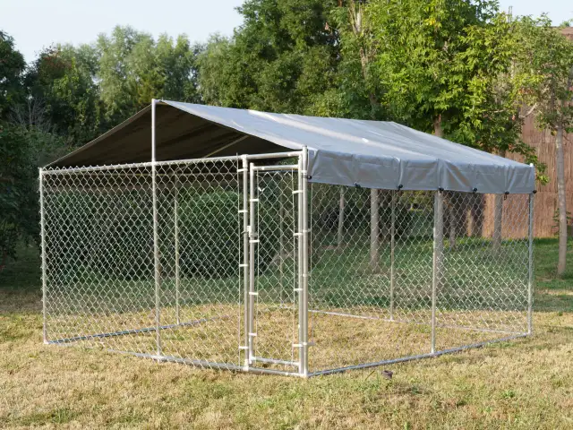 Heavy-Duty 10×10×6 ft Outdoor Dog Kennel w/ UV Canopy