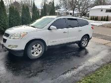 2010 CHEVROLET TRAVERSE, 195,000 km/ V6 - Photo 4