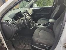 2010 CHEVROLET TRAVERSE, 195,000 km/ V6 - Photo 5