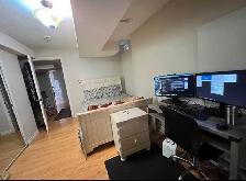 Room Available - Photo 4