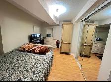 Room Available - Photo 6