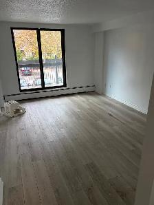 Painter and taper - Photo 2