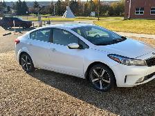 2017 Kia Forte EX White