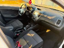 2017 Kia Forte EX White - Photo 6