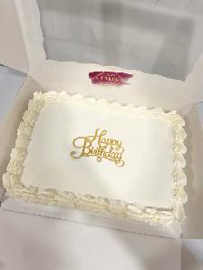 Classic Vanilla cake GTA Slab cake 20-30 servings - Photo 5