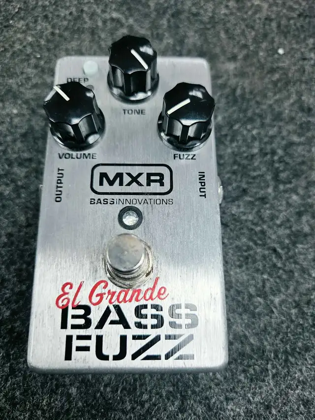 pedale de guitare fuzz