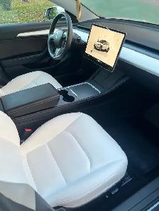 2023 Tesla Model 3 - low km - Photo 4