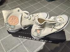 Aubaine converse florale neuves mixte taille 6 homme ou 8 femme - Photo 3