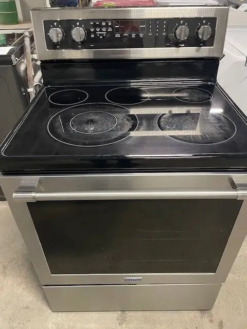 Cuisinière stainless vitrocéramique convection Maytag