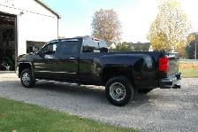 2015 Chev 3500 Duramax Dually - Photo 4