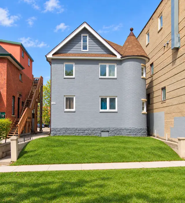 113 Eugenie St, 2 bdrm for rent $1550/m heat, water inc.