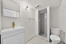 AGINCOURT - 2 Bed   1 Bath Unit for Rent in Agincourt North - Photo 2