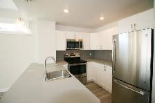 Downtown Living - 2 Bedroom Townhome - Photo 2