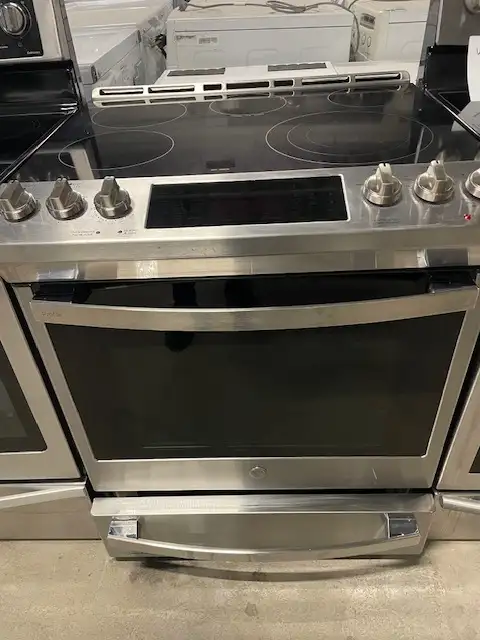 Cuisinière inox encastrable vitro convection GE Profile