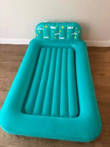 Free Kids IKEA Table/Stools/Side Tables/Toys/Shoes - Photo 6