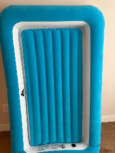 Free Kids IKEA Table/Stools/Side Tables/Toys/Shoes - Photo 7