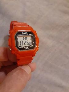 CASIO F108 DIGITAL MULTIFUNCTION WATCH - Photo 4