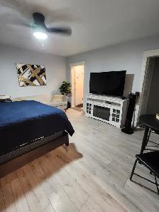40 Cliff #2 - Uptown Bachelor, Utilities Included, Laundry - Photo 4