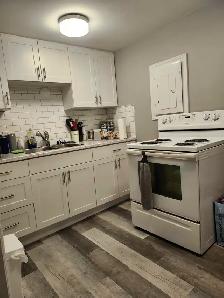 40 Cliff #2 - Uptown Bachelor, Utilities Included, Laundry - Photo 6