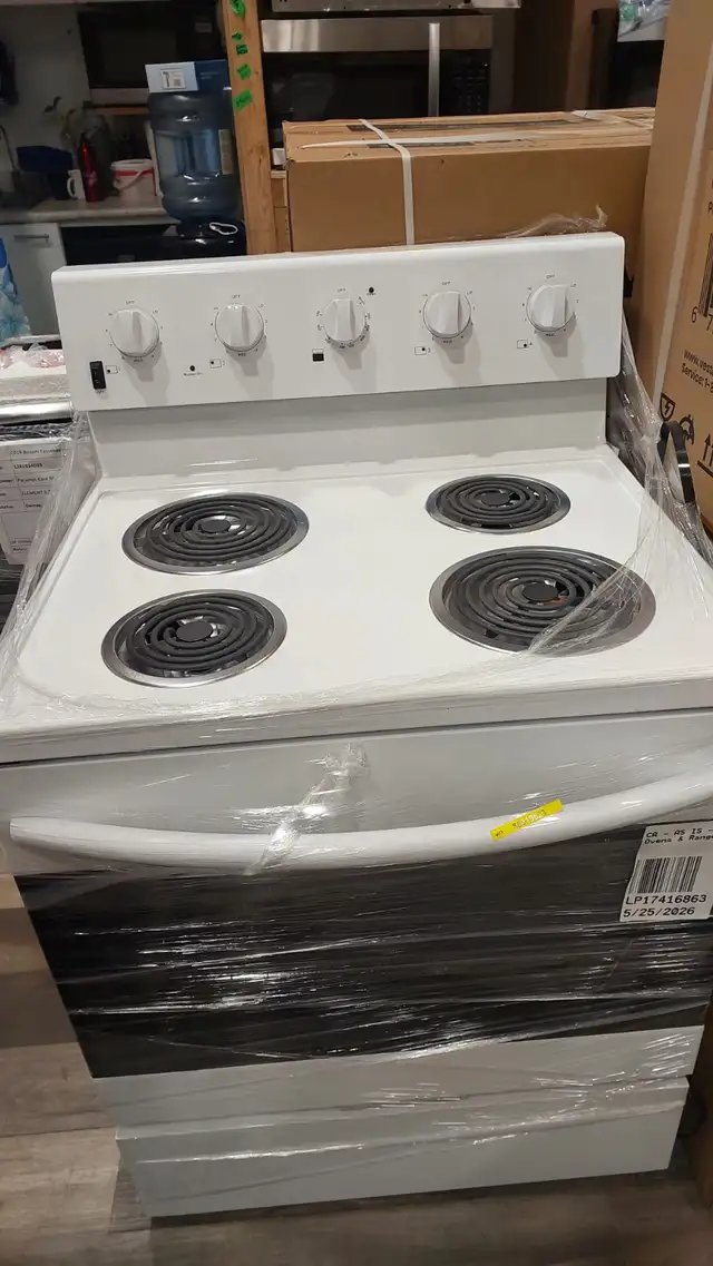 Element 30' Electric Range — White (Open Box) | Halloween!!