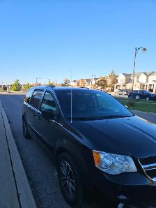 2017 Dodge Grand Caravan SE FWD - Photo 2