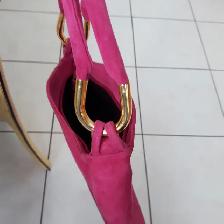 SAC À MAIN NEUF EN SUÈDE ROSE DÉCO 11'x11'  BANDOULIÈRE: $20.00