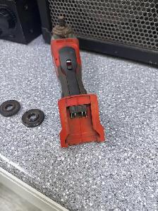 Milwaukee 2880 Fuel Angle Grinder (Tool Only) - Photo 4