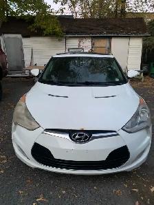 Hyundai Veloster - Photo 2