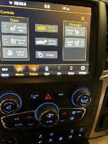 2018 RAM 1500 Laramie Longhorn 3.0 L Diesel - Photo 11