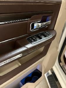 2018 RAM 1500 Laramie Longhorn 3.0 L Diesel - Photo 17