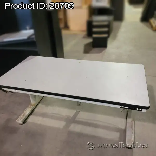 Aeromation HD Desk Powered Height Adjustable Workbench