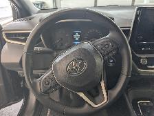 2023 Toyota Corolla Hatchback SE - Photo 14