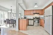 1 bed room with private bathroom for rent - Photo 5