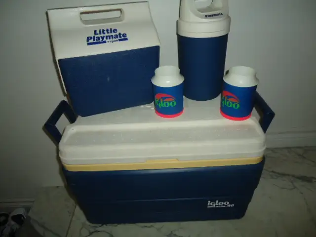5 PCS. IGLOO COOLER SET