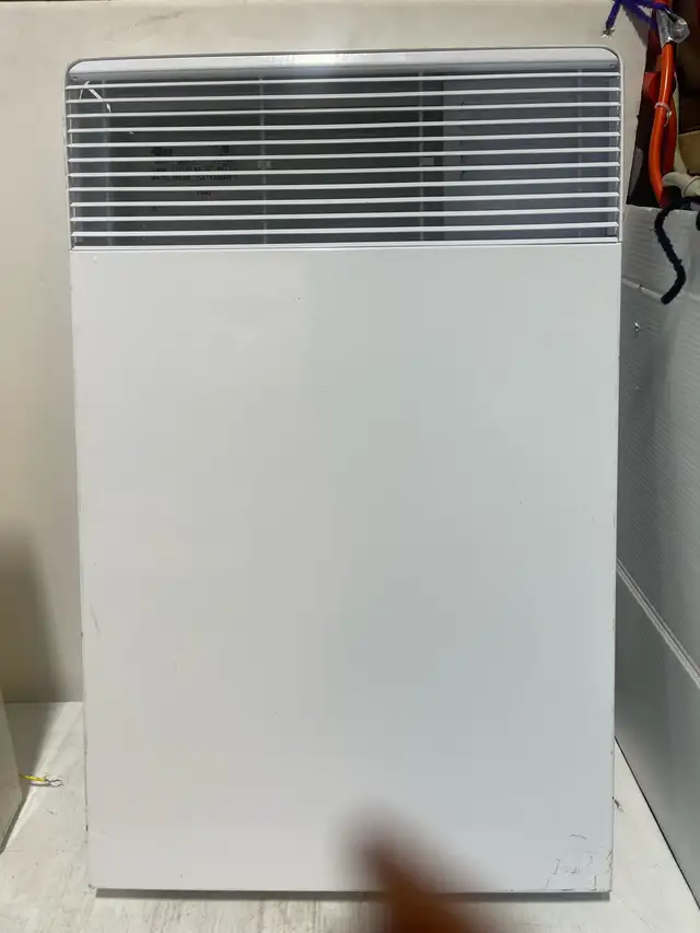 Stelpro Wall Heater with thermostat