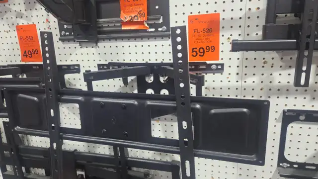 Protech FL-526 37″ to 80″ Full Motion/Articulating TV Wall Mount