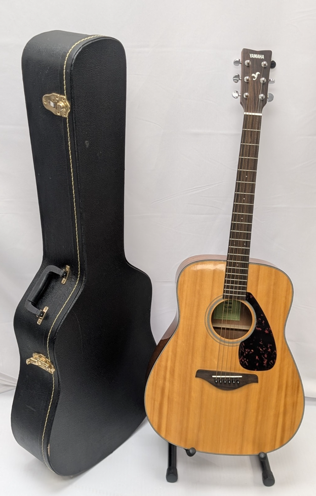 (B8798) Yamaha Fg800 6 String Right Handed Acoustic Guitar