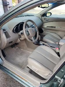 Nissan Altima - Photo 4