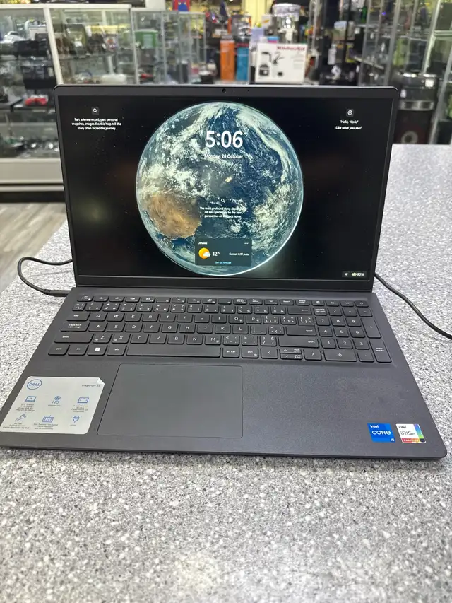 Dell Inspiron 15   (I5-1235U) 16G 512GB