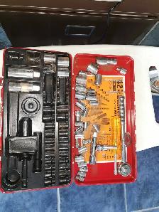 Ratchet socket set