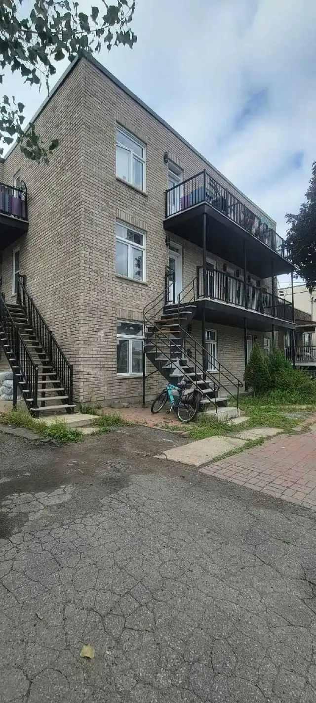 appartement a louer  a Lachine