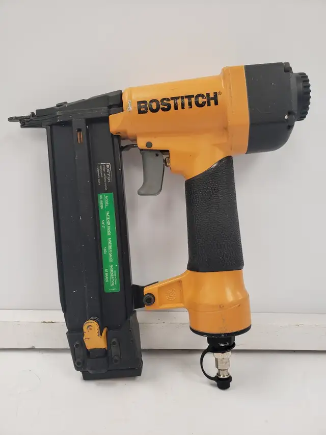 (B753) Bostitch SB-1850BN Brad Nailer
