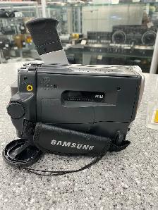 Samsung SLC860 HI 8 Camcorder - Photo 2