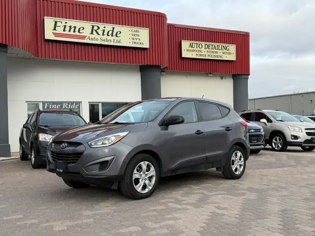 2015 Hyundai Tucson GL AWD ONLY 100,000KMS/2 WAY STARTER